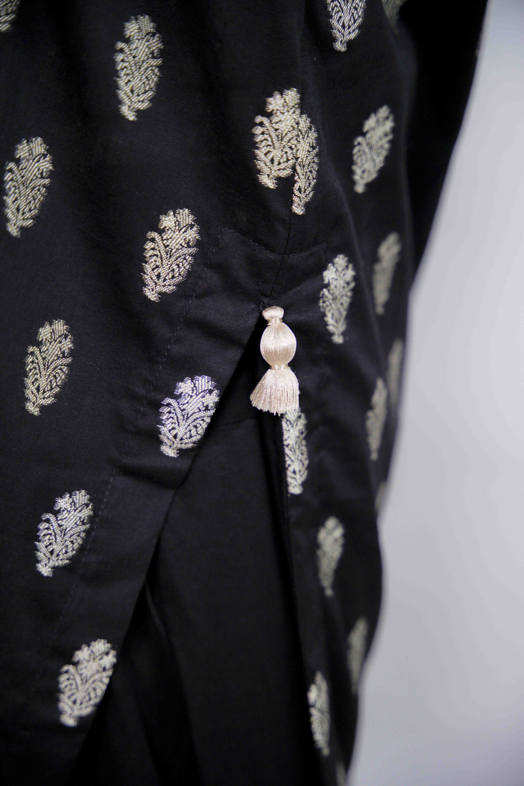 Siyah Noor - Black Jacquard Lawn - Image 2